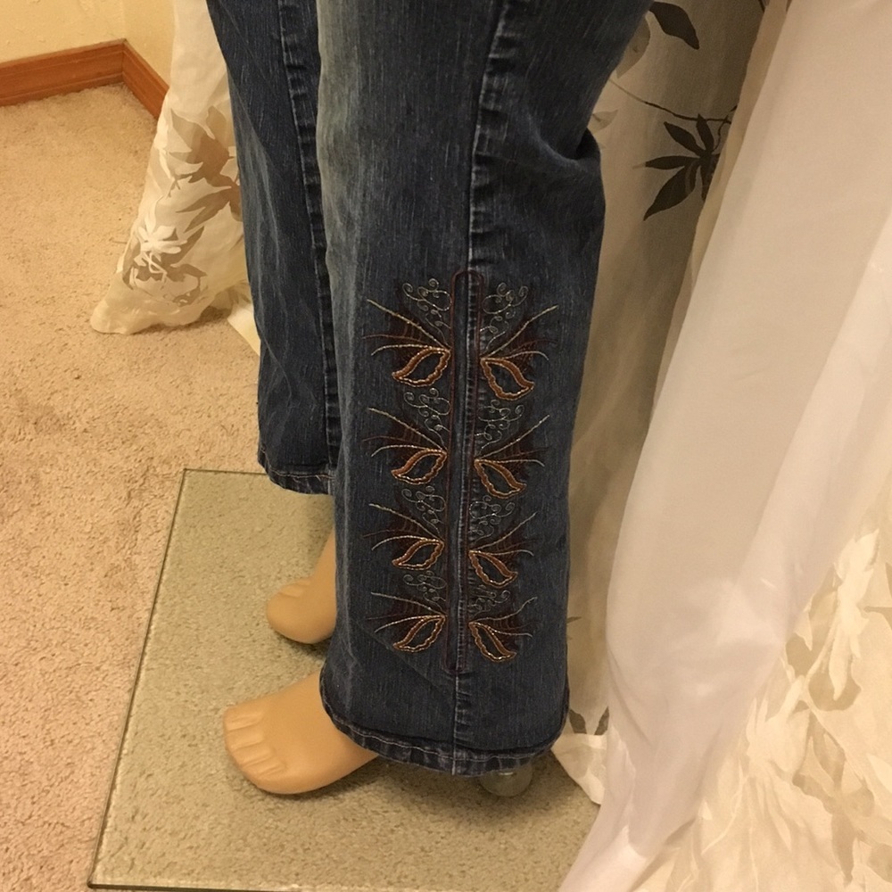 Fast Forward Embroidered Flare Jeans Dark Wash Boho Denim Women’s 28x31 - Picture 7 of 9